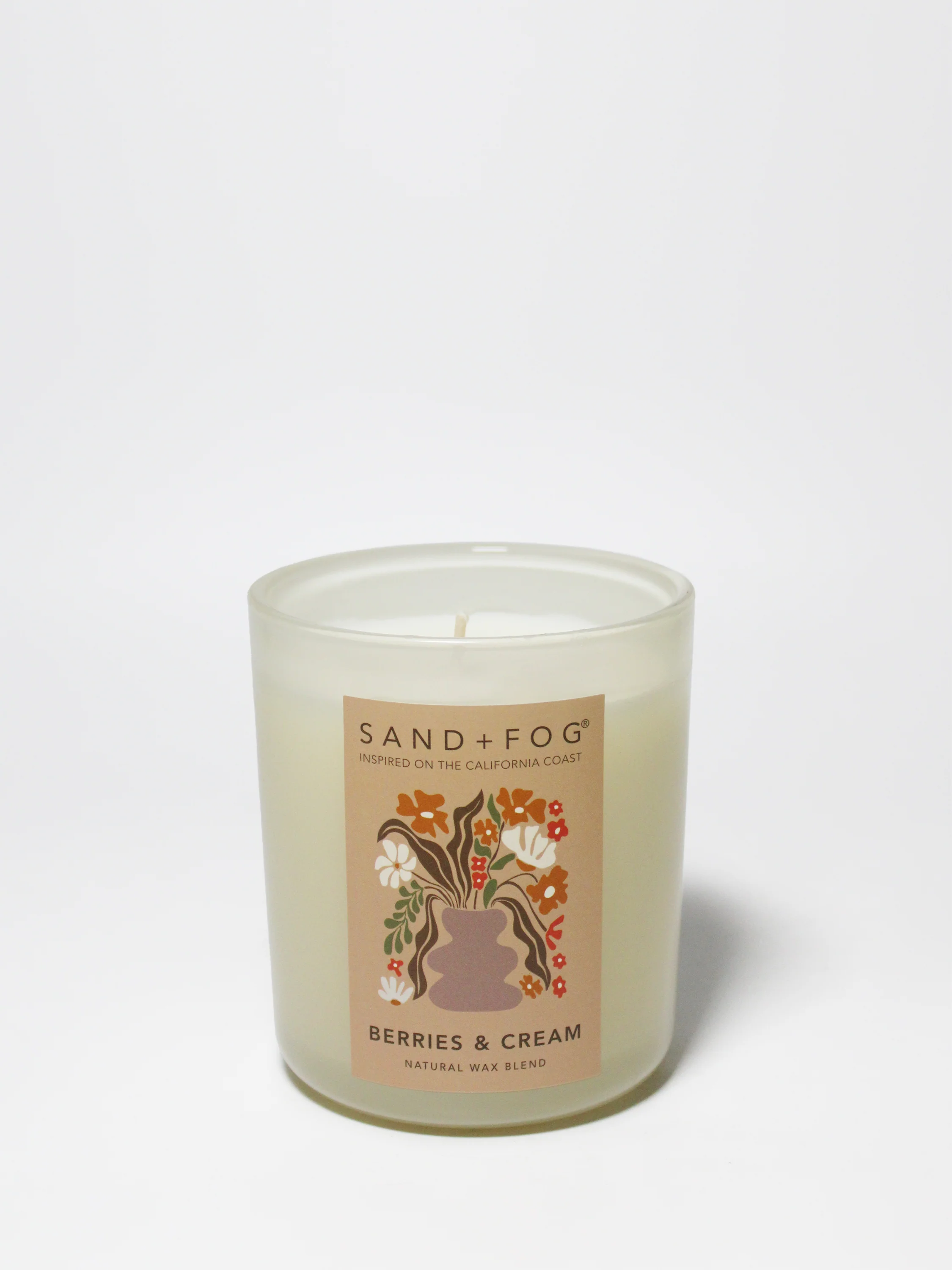 Berries & Cream 10 oz scented candle - Image 3