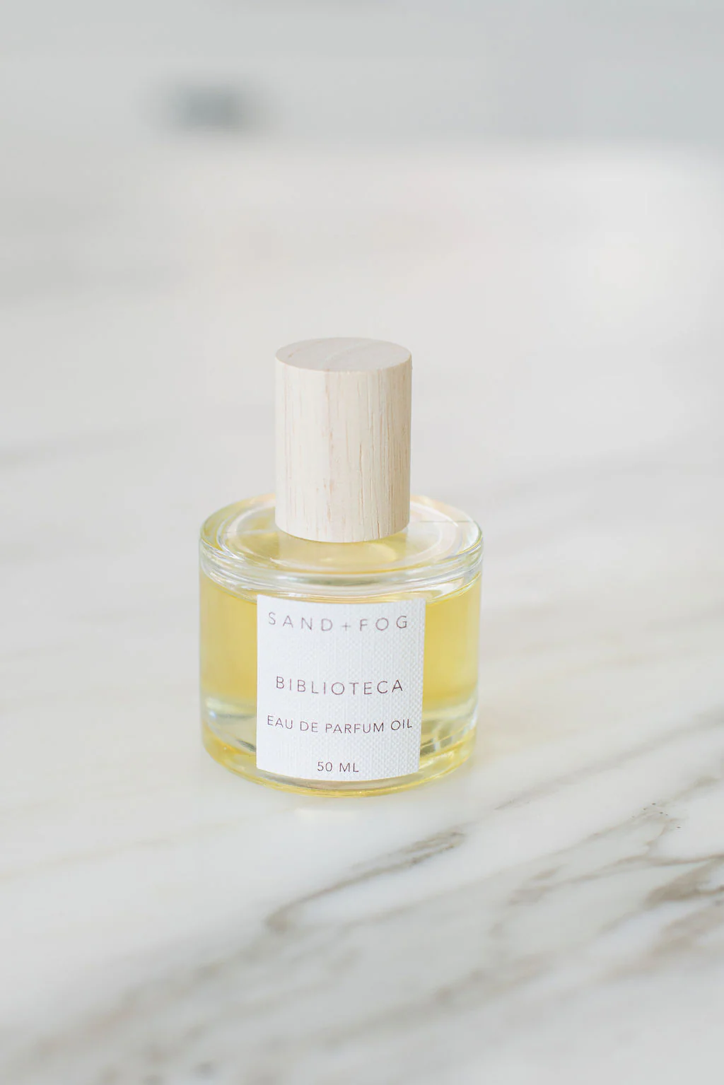 Biblioteca 50 ml Perfume Oil Rollerball - Image 3