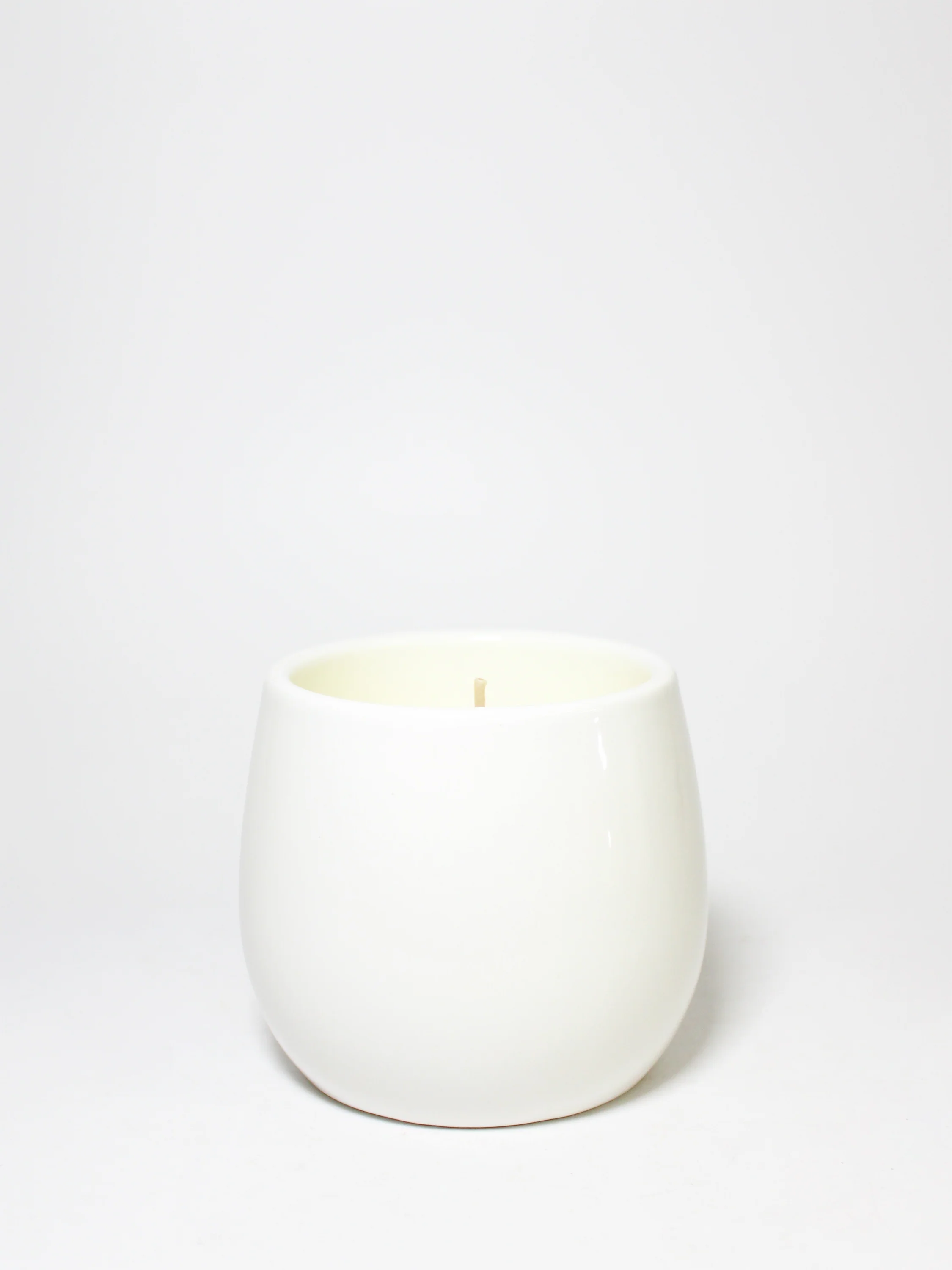 Clean Waves 10 oz scented candle - Image 3