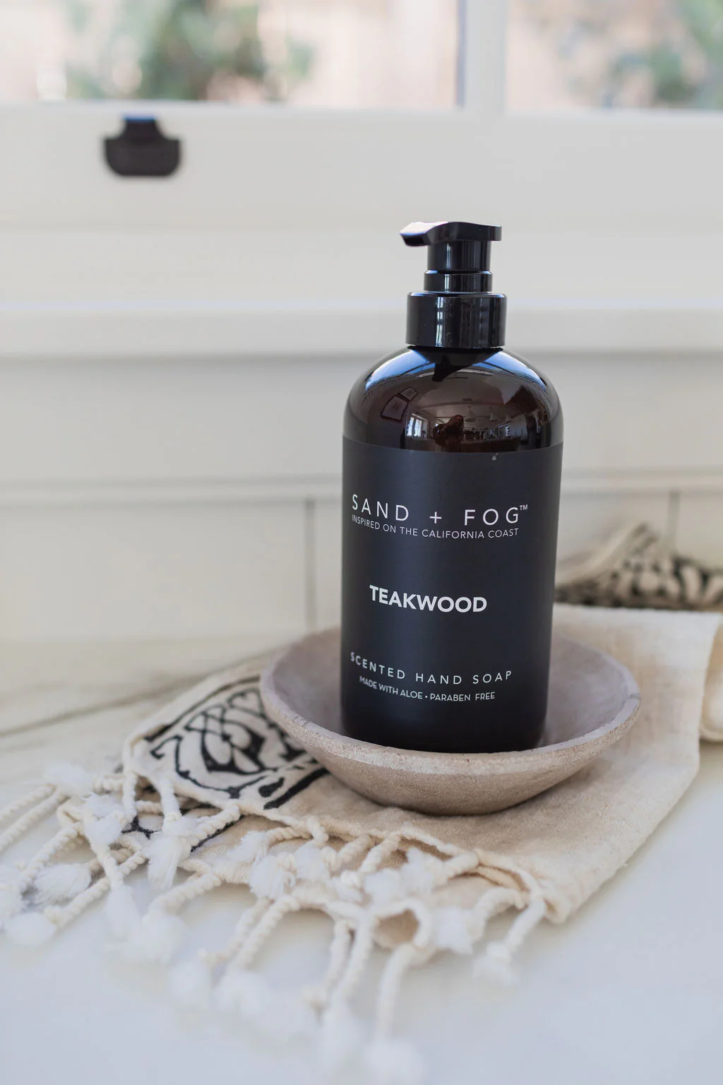 Teakwood 20 oz Liquid Hand Soap - Image 3