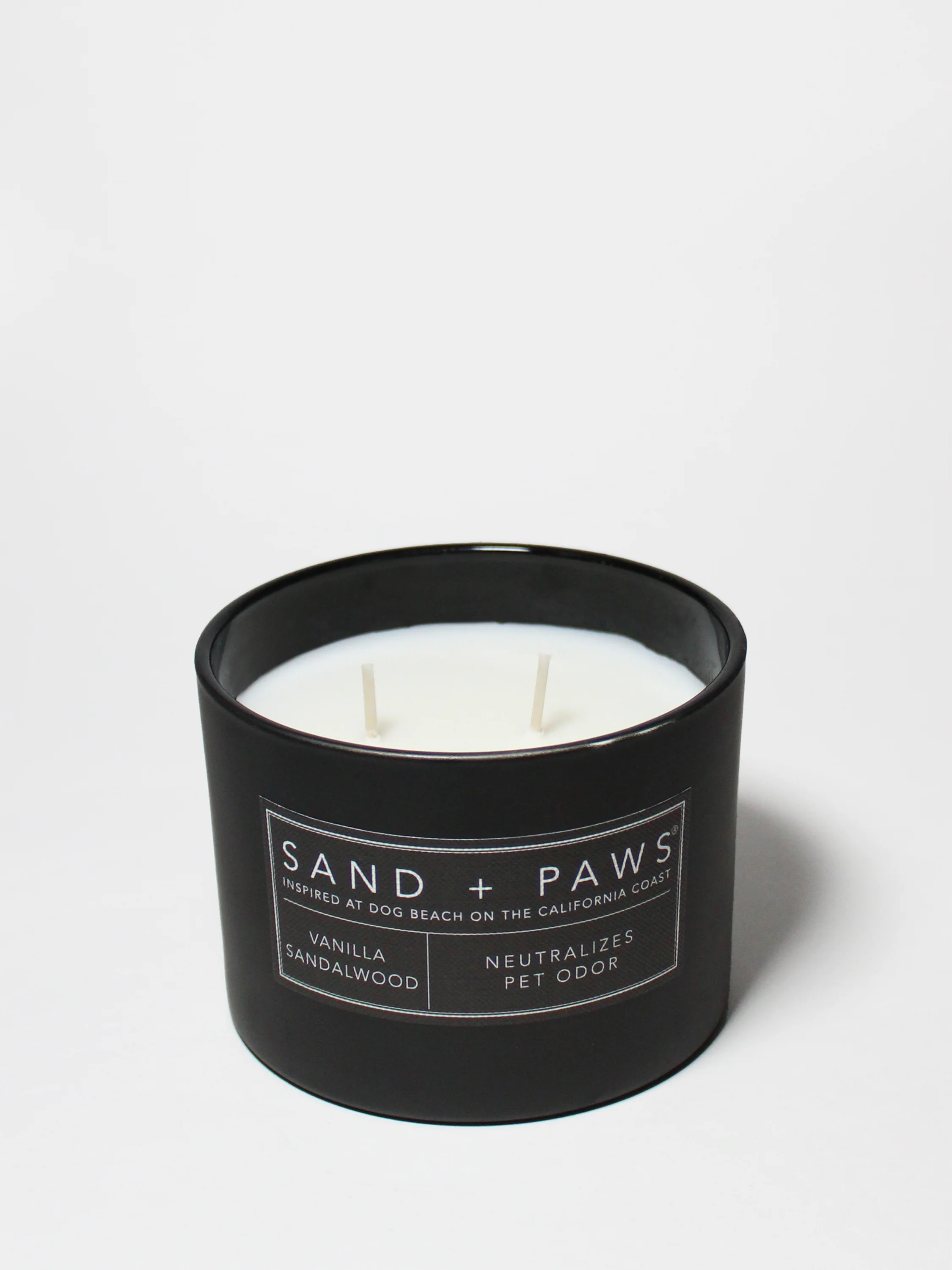 Sand + Paws Vanilla Sandalwood 12 oz scented candle - Image 4