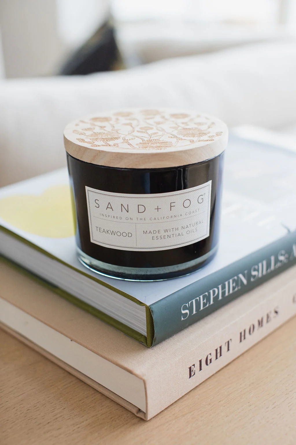 Teakwood 12 oz scented candle - Image 5