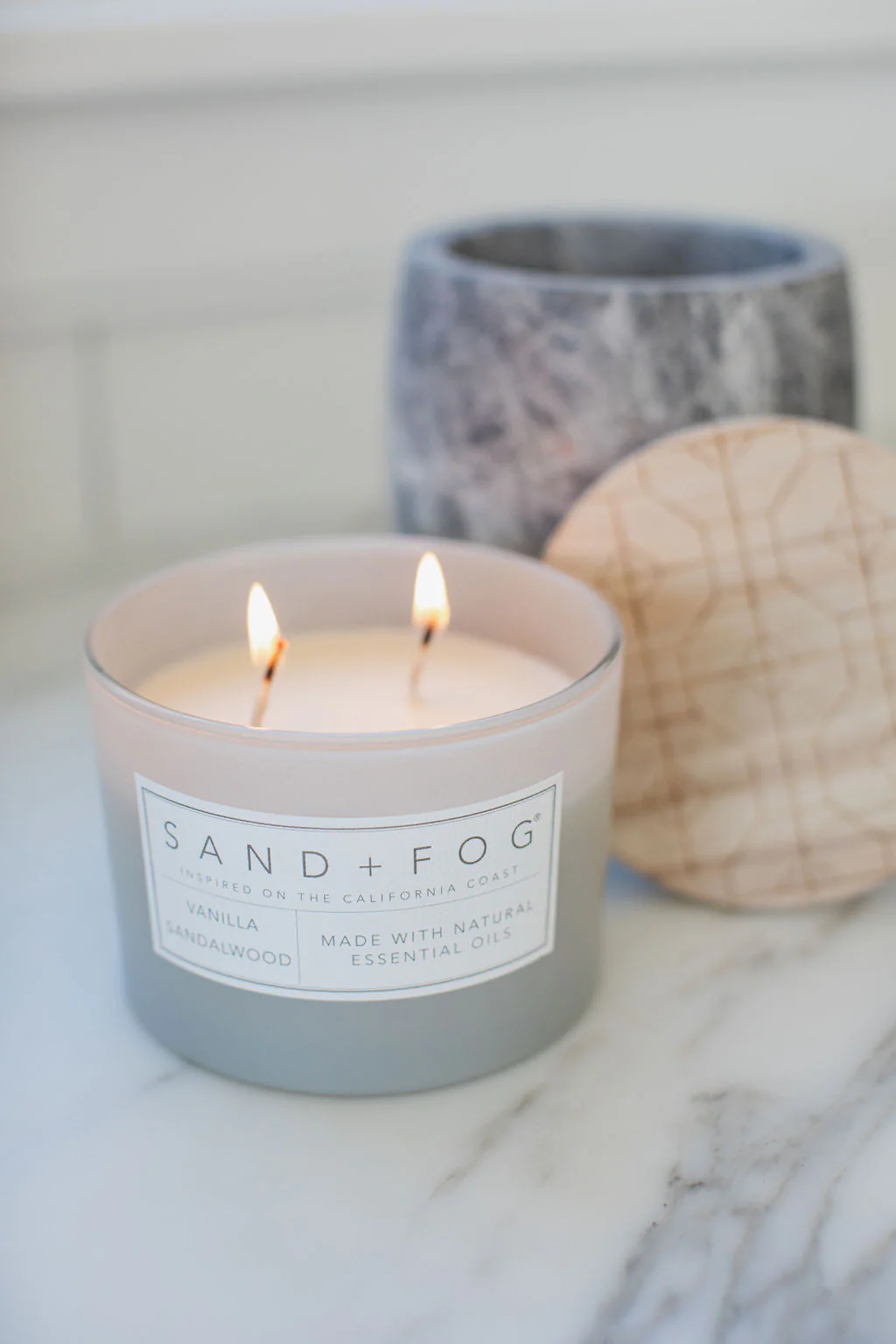 Vanilla Sandalwood 12 oz scented candle - Image 5