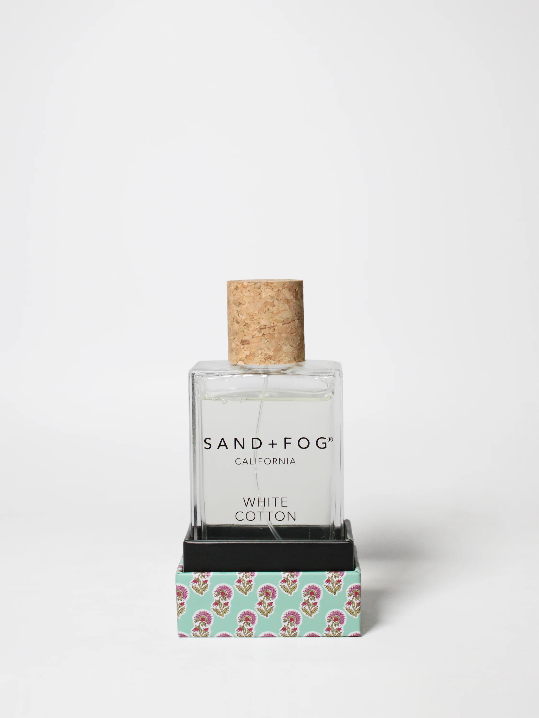 White Cotton 95 ml Linen Spray - Image 3