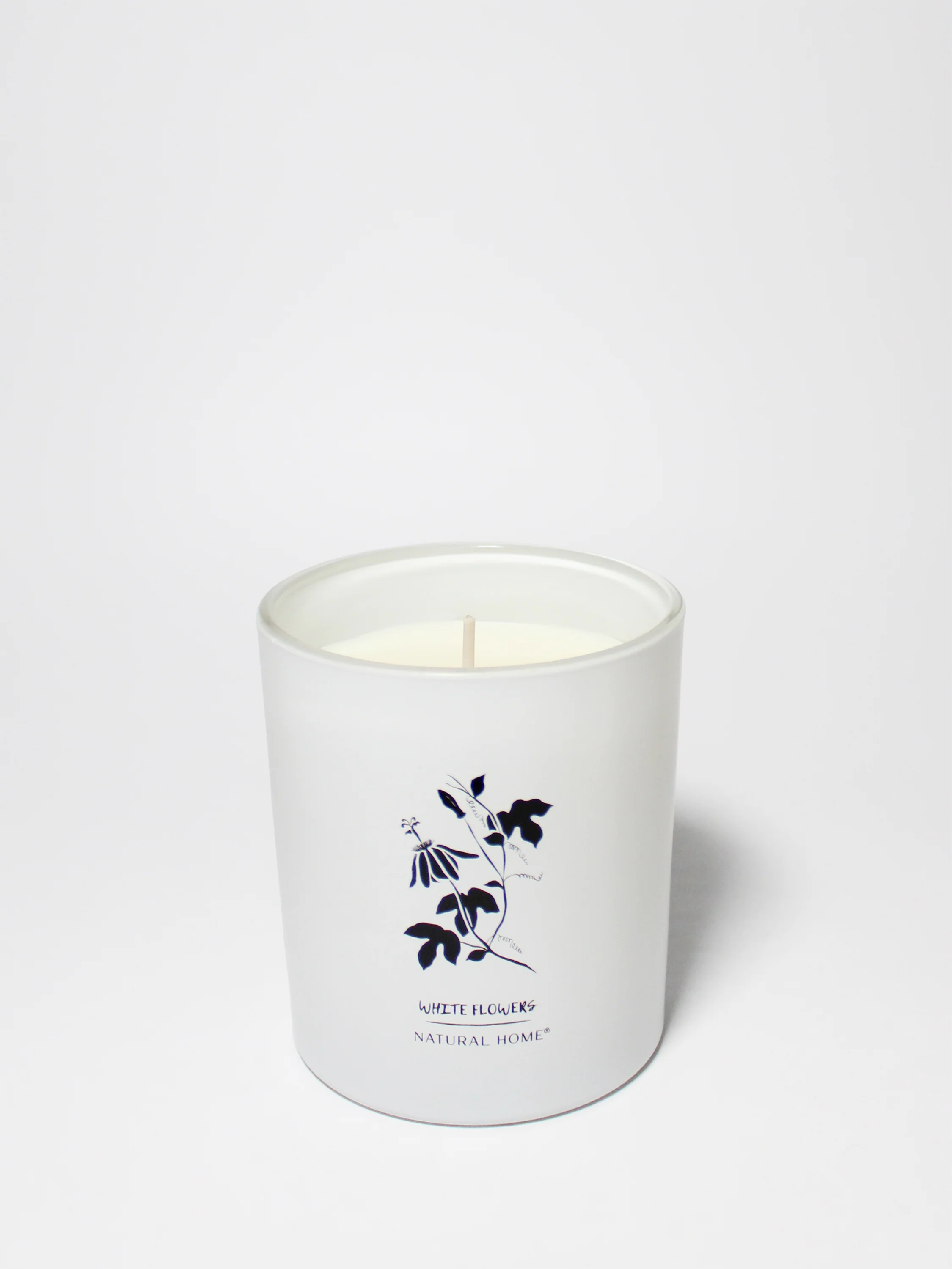White Flowers Natural Home 11.5 oz scented candle - Image 3