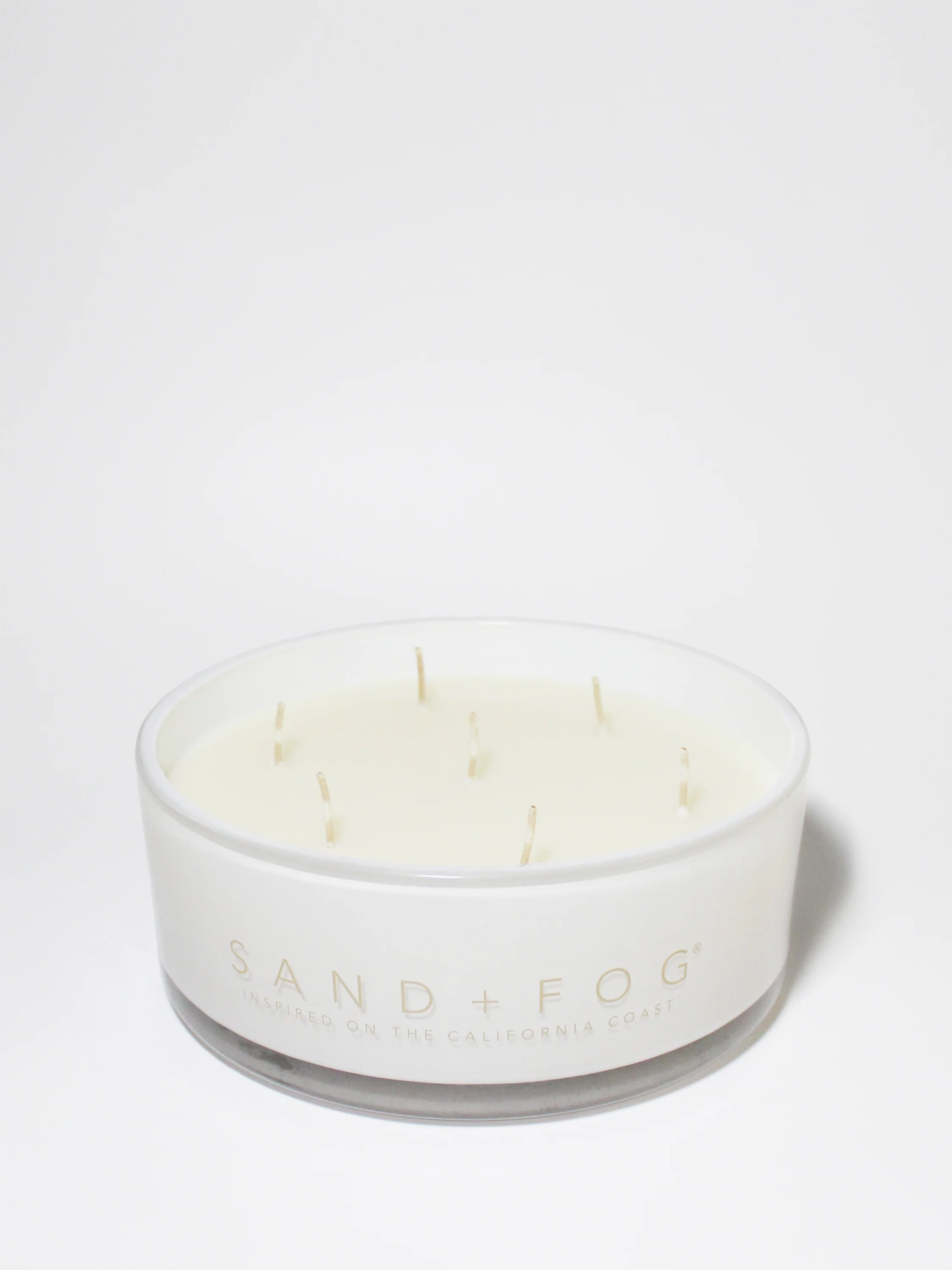 White Vanilla 34 oz scented candle - Image 3