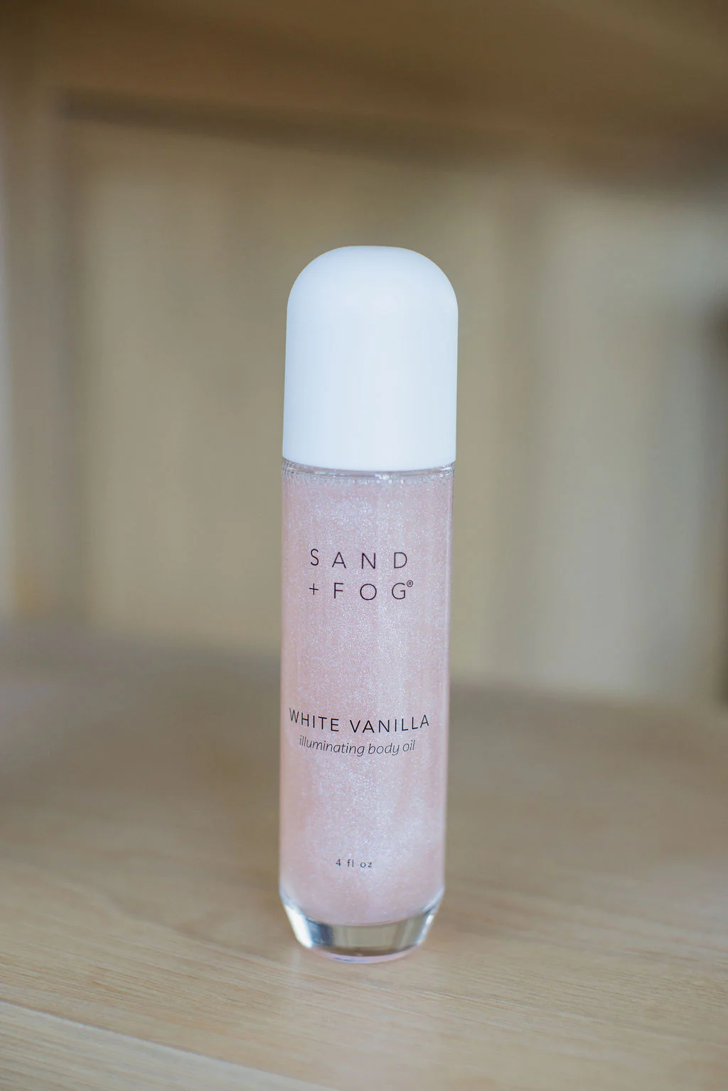 White Vanilla 4 oz Illuminating Body Oil - Image 4