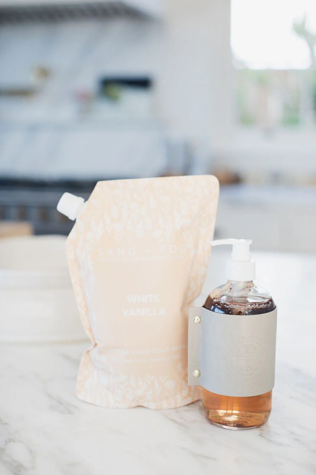 White Vanilla 15.7 oz Liquid Hand Soap - Image 3
